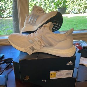 Adidas Ultraboost 4.0 DNA icy white